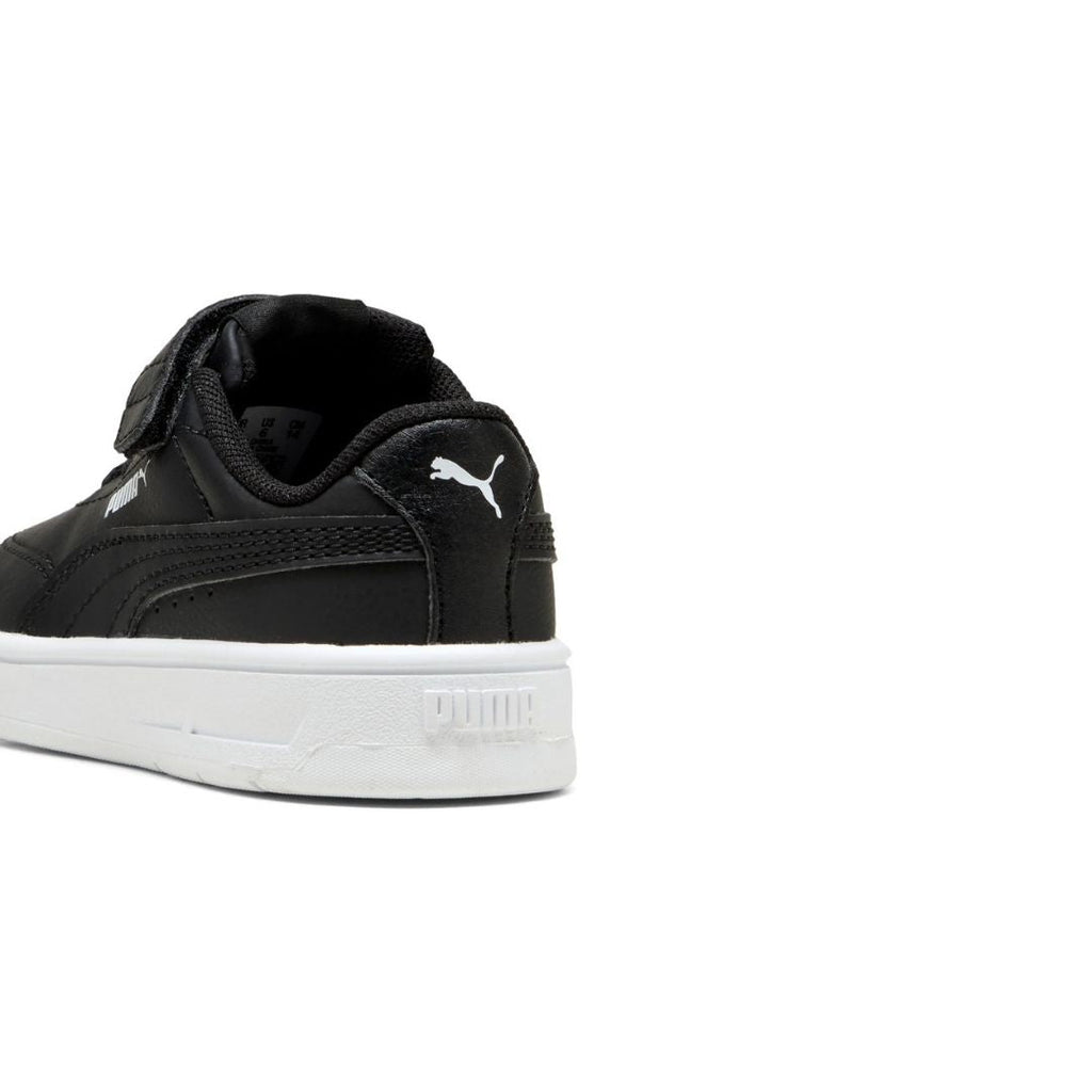 Court Classic Clean Sneakers