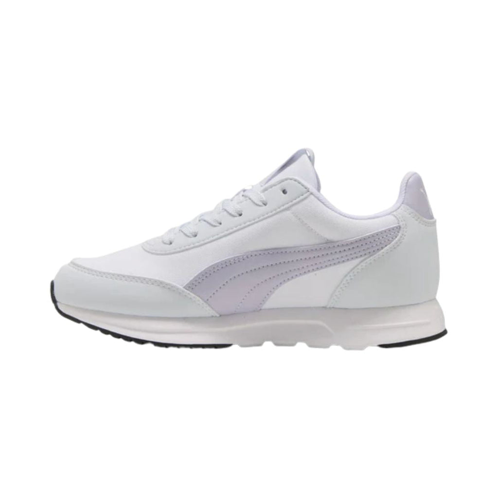 R78 Lightwind Sneakers