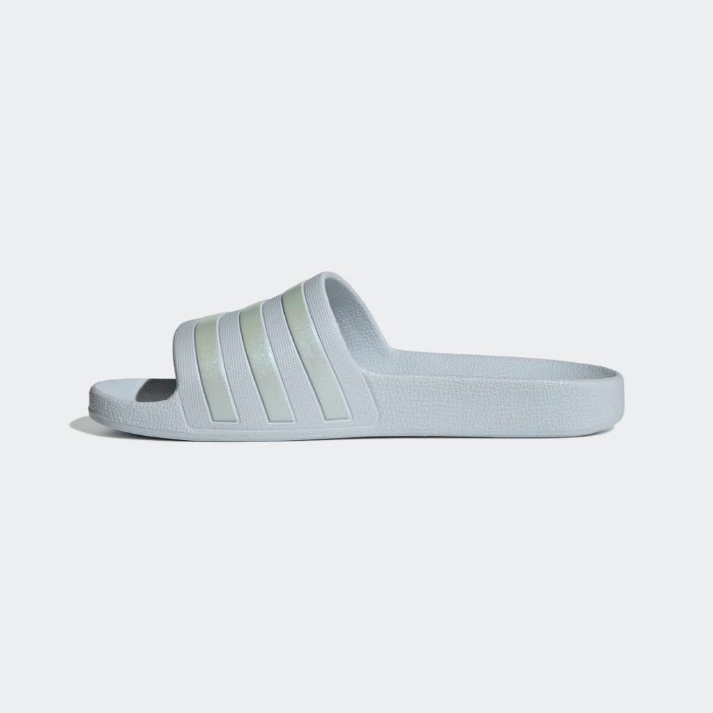 Adilette Aqua Slides