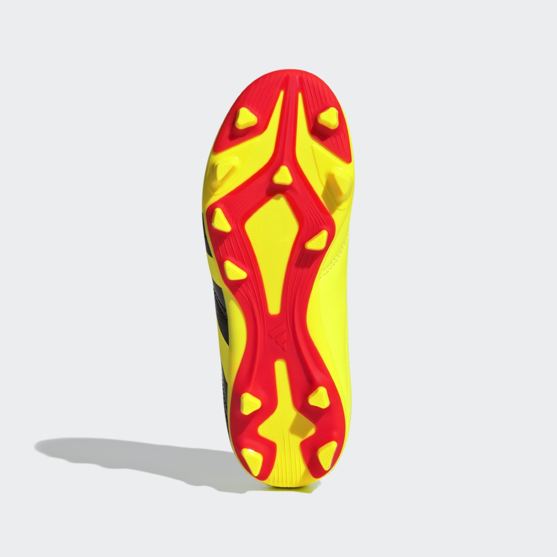 Predator Club Flexible Ground  Shoes