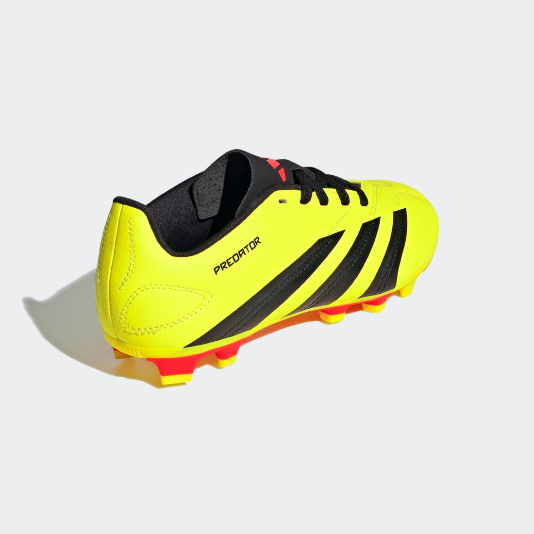 Predator Club Flexible Ground  Shoes