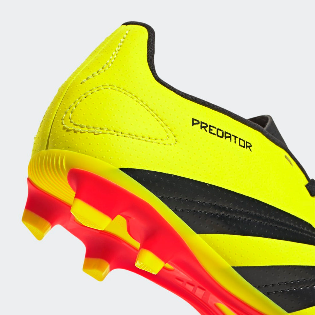 Predator Club Flexible Ground  Shoes